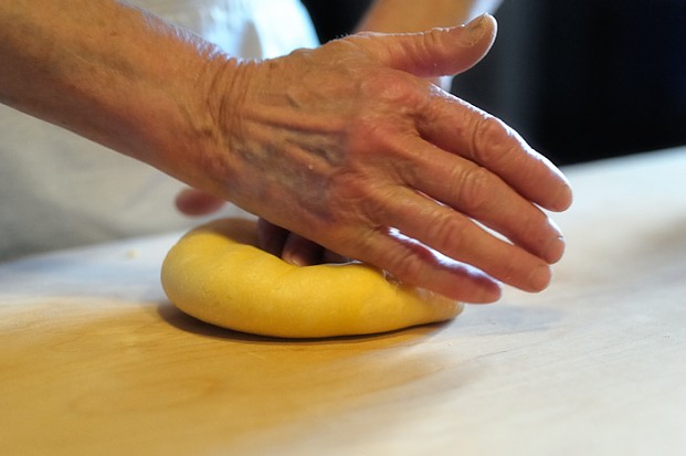 The hand and the dough